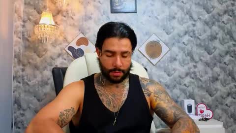 APOLO  online show from April 10, 2026, 10:25 pm