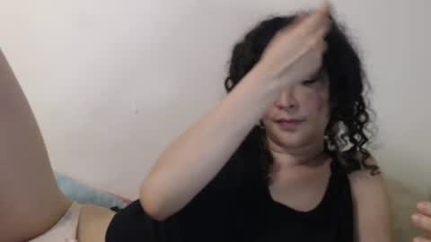 Snapshot of apolosbitch chatting on June 18, 2026, 1:50 am Nix online show from June 18, 2026, 1:50 am
