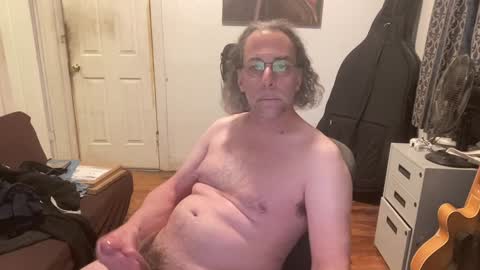 Snapshot of apostrphy chatting on February 26, 2025, 12:27 am Apostrphy online show from February 26, 2025, 12:27 am