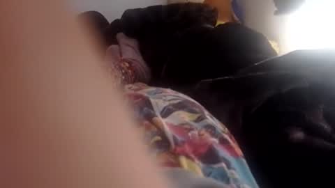 apple0716 online show from March 5, 2026, 7:10 pm