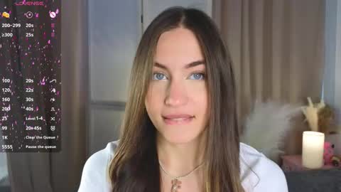 Vicki online show from September 26, 2025, 9:13 am