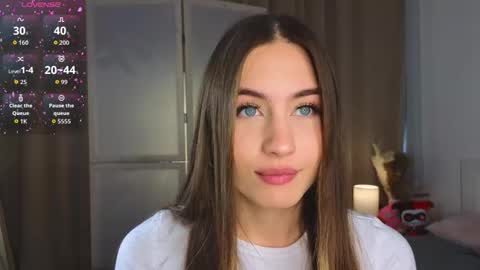 Vicki online show from October 16, 2025, 9:10 am