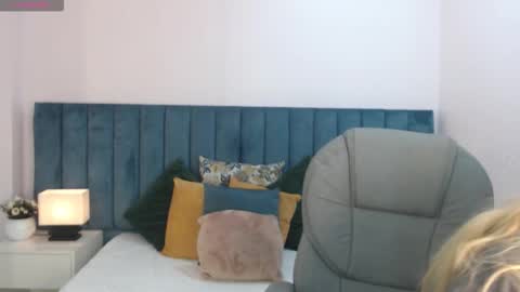 April Bunny online show from November 15, 2025, 7:43 pm