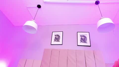 April online show from January 21, 2025, 6:02 pm