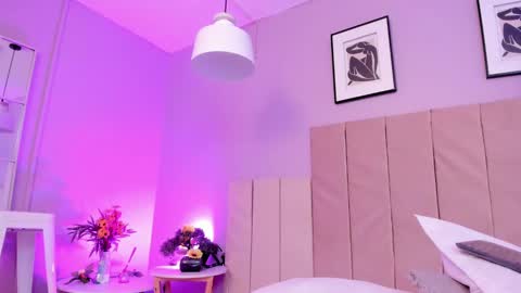 April online show from March 1, 2025, 3:05 pm