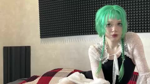 april online show from March 31, 2026, 12:05 pm