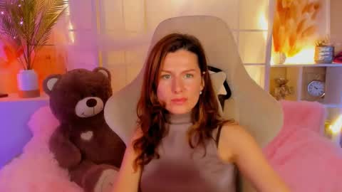 aprill_o_nill online show from December 3, 2024, 10:50 am