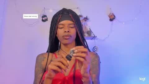 aprillebony319262 online show from November 28, 2025, 7:16 pm