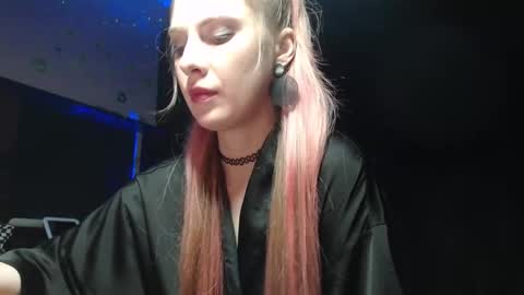 aqualen online show from March 7, 2026, 3:20 pm