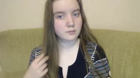 Snapshot of aquanarmin chatting on October 15, 2025, 1:11 pm Josefin online show from October 15, 2025, 1:11 pm