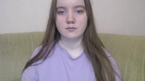 Josefin online show from January 12, 2026, 4:29 am