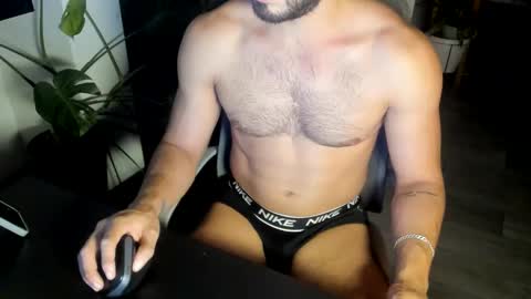 Snapshot of aquiles0224 chatting on May 19, 2026, 2:51 am T. online show from May 19, 2026, 2:51 am