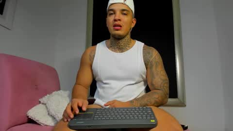 AquilesElpapi online show from September 20, 2025, 3:07 am
