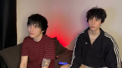 Snapshot of ar1zze chatting on January 9, 2026, 9:27 pm zik and kris online show from January 9, 2026, 9:27 pm