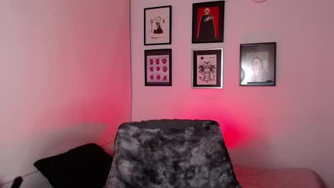 Arabella online show from October 5, 2025, 1:04 am