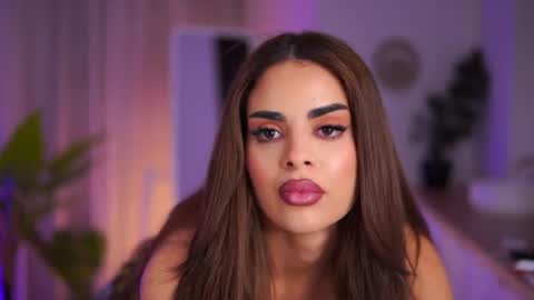 Snapshot of arabian_beautyy chatting on June 7, 2026, 7:50 pm IsaBella online show from June 7, 2026, 7:50 pm