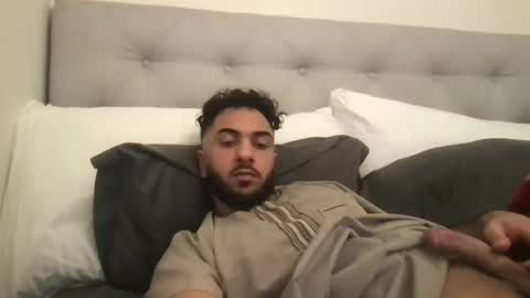 arabicforyou69 online show from April 8, 2026, 9:37 pm