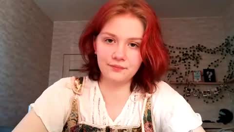 Snapshot of aracelisisofo chatting on June 17, 2026, 11:34 am Sarah online show from June 17, 2026, 11:34 am