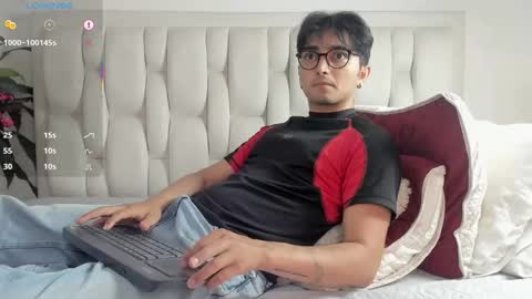 Archie online show from January 6, 2026, 2:04 am