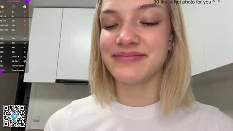 Caroline online show from May 4, 2026, 4:36 pm
