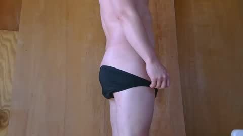 arealjerk69696969 online show from April 28, 2026, 7:19 pm