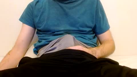 Arek online show from December 5, 2025, 7:21 pm