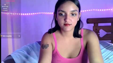 Snapshot of ari_20_ chatting on February 13, 2026, 7:43 pm Bella online show from February 13, 2026, 7:43 pm