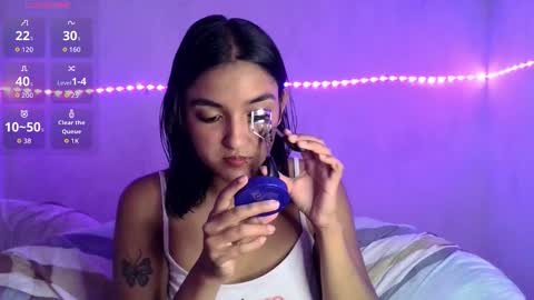 Snapshot of ari_20_ chatting on March 14, 2026, 1:49 pm Bella online show from March 14, 2026, 1:49 pm