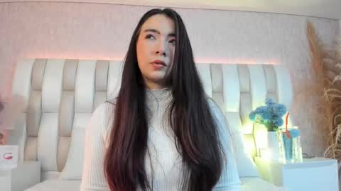 ari_lynn_ online show from December 20, 2025, 3:46 am