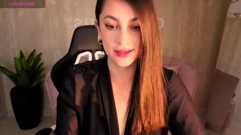 Snapshot of aria95_a chatting on December 18, 2025, 8:59 pm Aria95 a online show from December 18, 2025, 8:59 pm