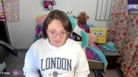 Snapshot of aria_alaia chatting on February 6, 2025, 4:42 am Linda online show from February 6, 2025, 4:42 am