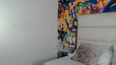 aria online show from February 9, 2025, 3:32 am