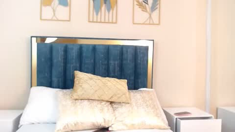 aria online show from April 24, 2026, 4:20 pm