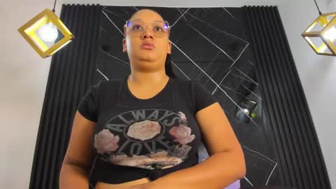 AriaBelle1 online show from June 6, 2026, 11:15 am