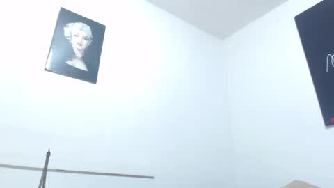 ariacoral online show from March 4, 2025, 12:55 pm