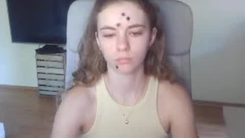 AriaCreazy online show from June 3, 2026, 6:27 am