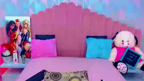 Snapshot of ariadna_princes chatting on December 17, 2025, 3:34 am ARIADNA online show from December 17, 2025, 3:34 am