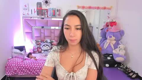 ariadnacappelletty online show from January 15, 2026, 3:16 pm