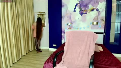 AriaGray online show from April 14, 2026, 1:22 am