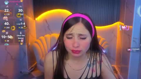 ariana18_b online show from June 8, 2026, 1:11 pm