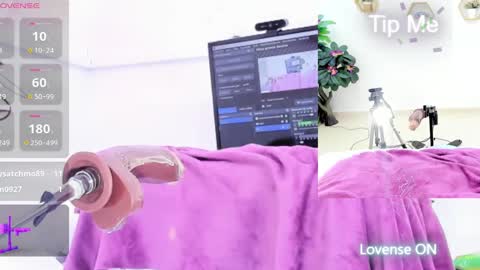 ariana  girl online show from March 11, 2025, 5:05 am