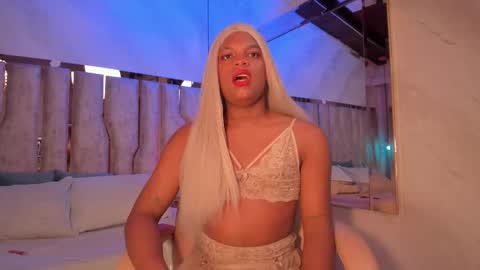 Snapshot of ariana_grande233 chatting on February 24, 2026, 11:41 am ariana_grande233 online show from February 24, 2026, 11:41 am