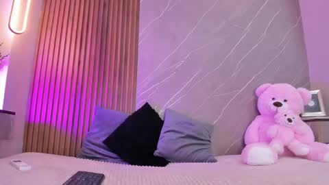 Ariana online show from October 4, 2025, 12:25 pm