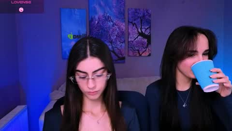 ariana_ross7 online show from January 8, 2026, 10:06 am