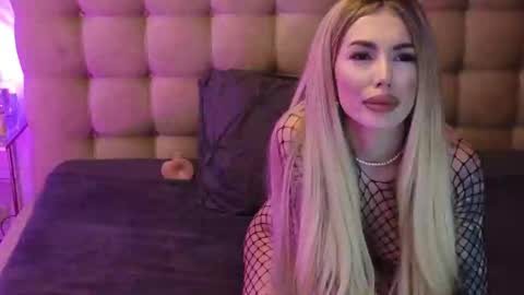 Snapshot of arianaari88 chatting on March 9, 2025, 10:08 pm Ariana online show from March 9, 2025, 10:08 pm