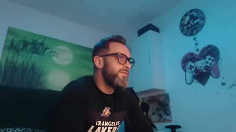 ariandeluna online show from January 12, 2025, 6:16 pm