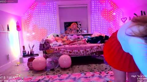 Nina online show from April 5, 2026, 3:58 am