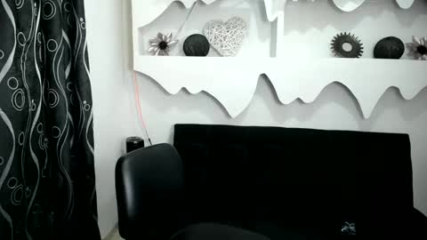 Snapshot of arianna_fairy chatting on October 10, 2025, 12:26 pm ariana online show from October 10, 2025, 12:26 pm