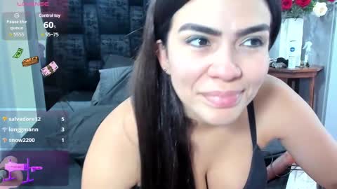 Snapshot of arianna_jones1 chatting on February 18, 2025, 10:36 pm ---Arianna--- online show from February 18, 2025, 10:36 pm