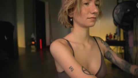 Olivka online show from March 12, 2025, 5:35 am